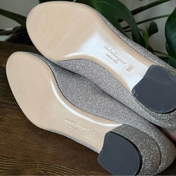 Salvatore Ferragamo Erice Vara Bow Silver Glitter Calf Leather Pumps 10B $895 - Picture 13 of 17